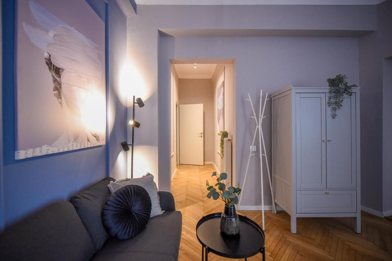 Modern Stay - Central Studios With Wall Projector Near Radisson Βουκουρέστι Εξωτερικό φωτογραφία