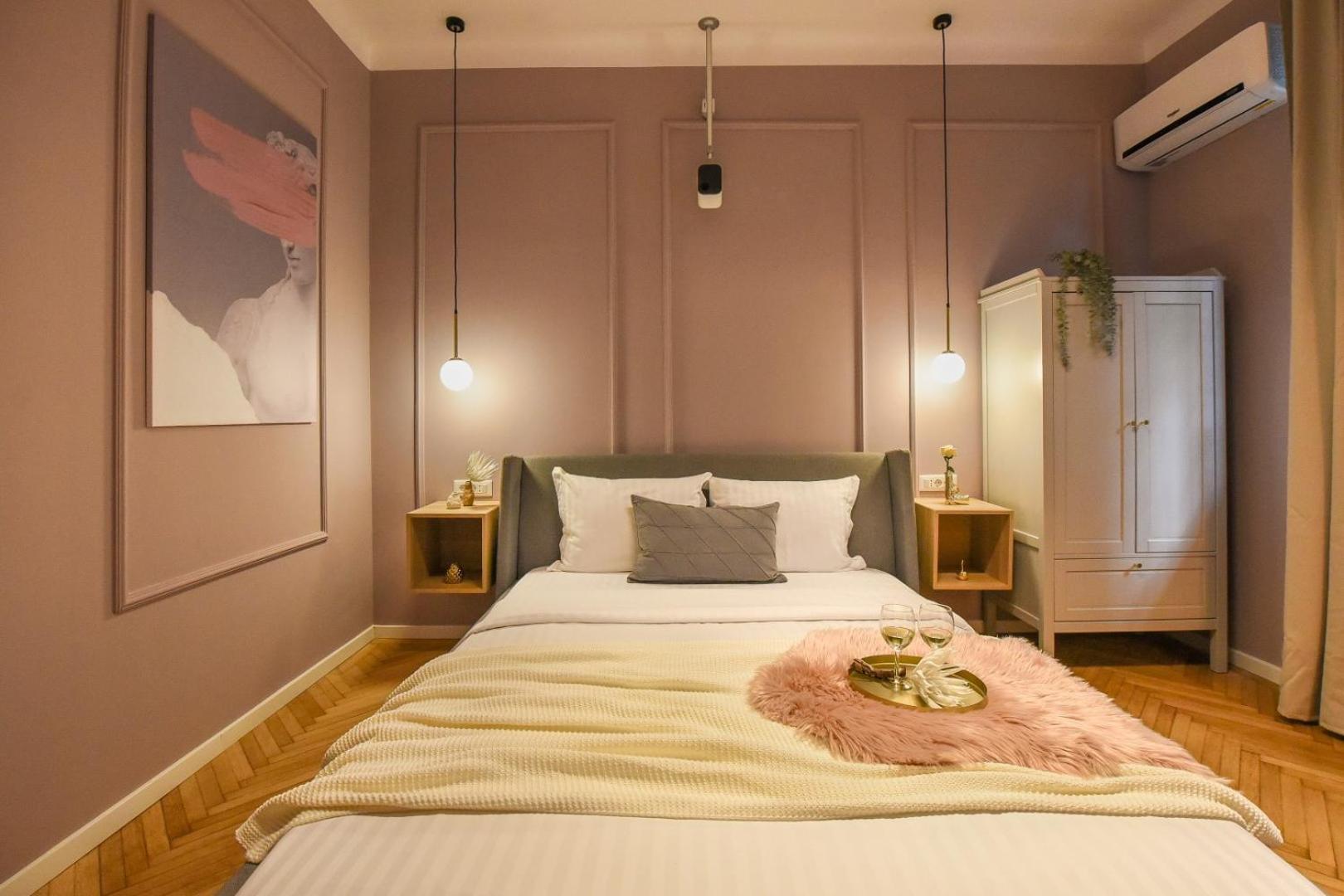 Modern Stay - Central Studios With Wall Projector Near Radisson Βουκουρέστι Εξωτερικό φωτογραφία